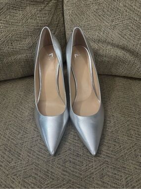 Marc Fisher Silver Pumps